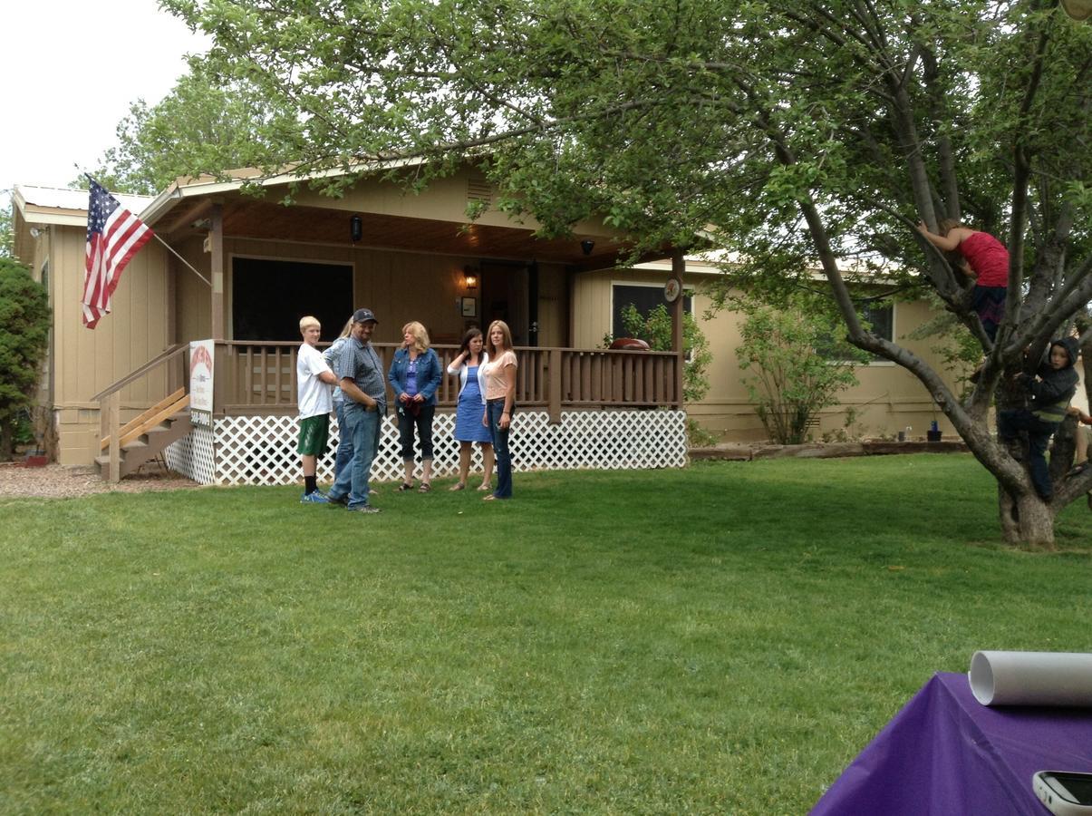 Rainbows End Fishing Resort Pinetop-Lakeside Exterior photo